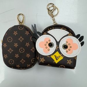 Mini coin purse price is for both